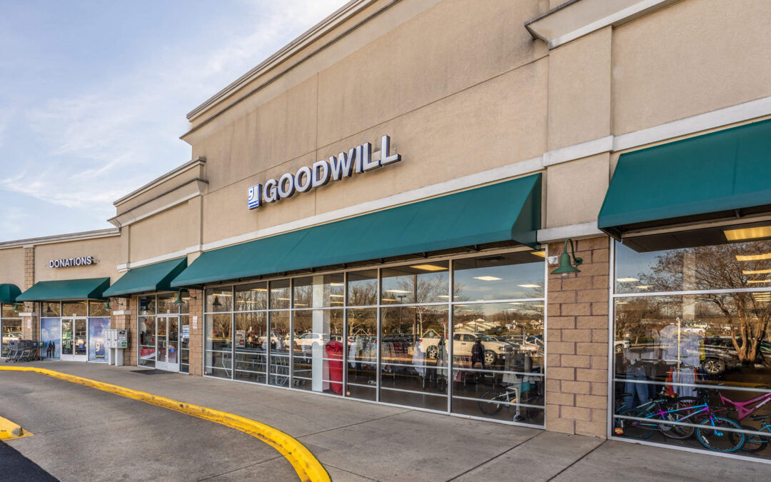 Goodwill Store – Town & Country